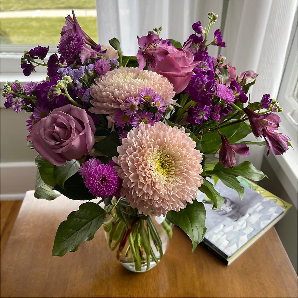 Ultraviolet Bouquet – Discountflowershop.com, Tontitown AR