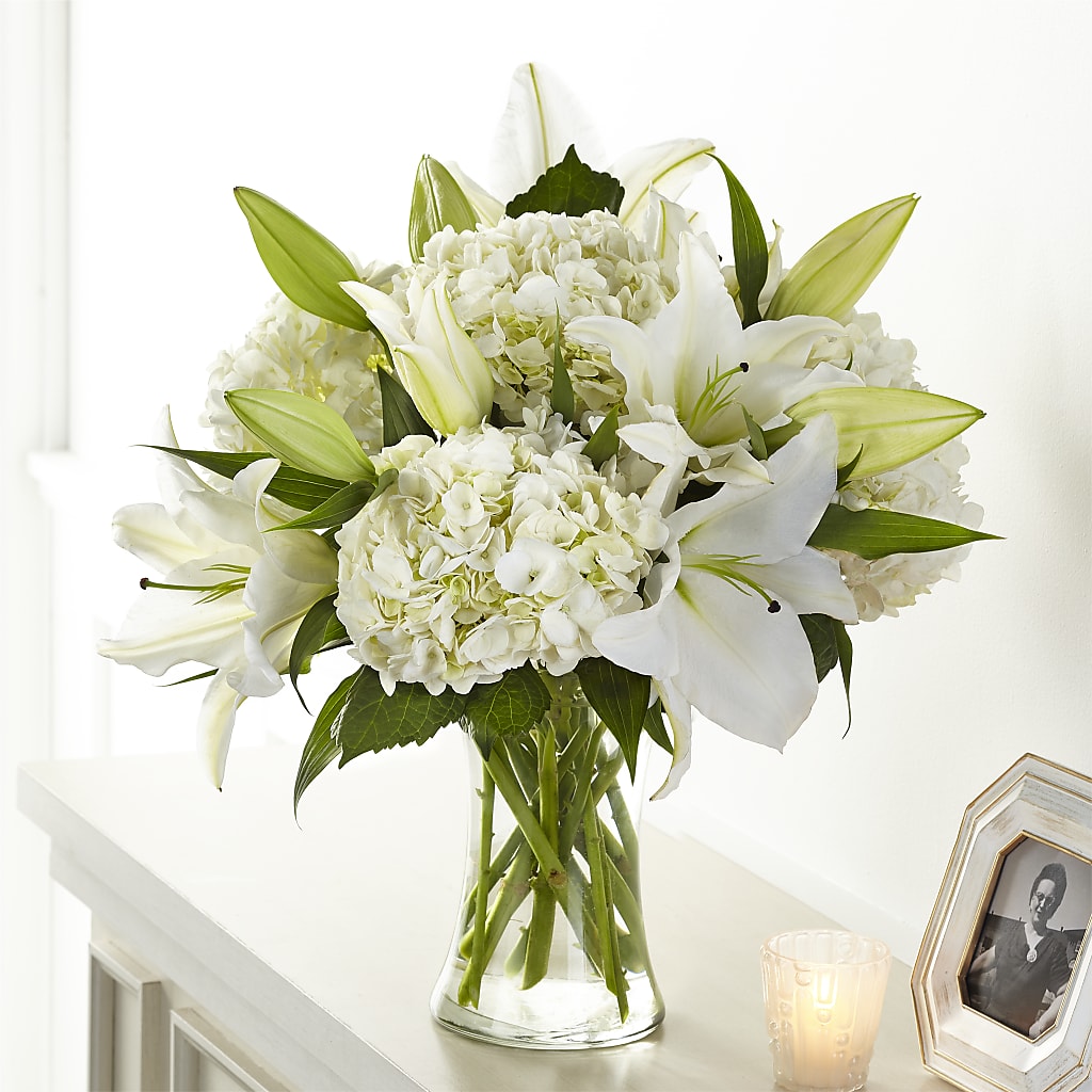Compassionate Lily Bouquet – Discountflowershop.com, Tontitown AR