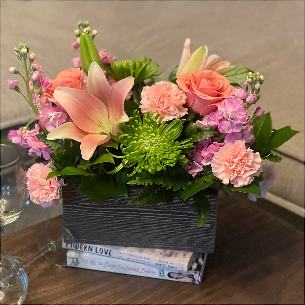 Beautiful Spirit Basket – Discountflowershop.com, Tontitown AR
