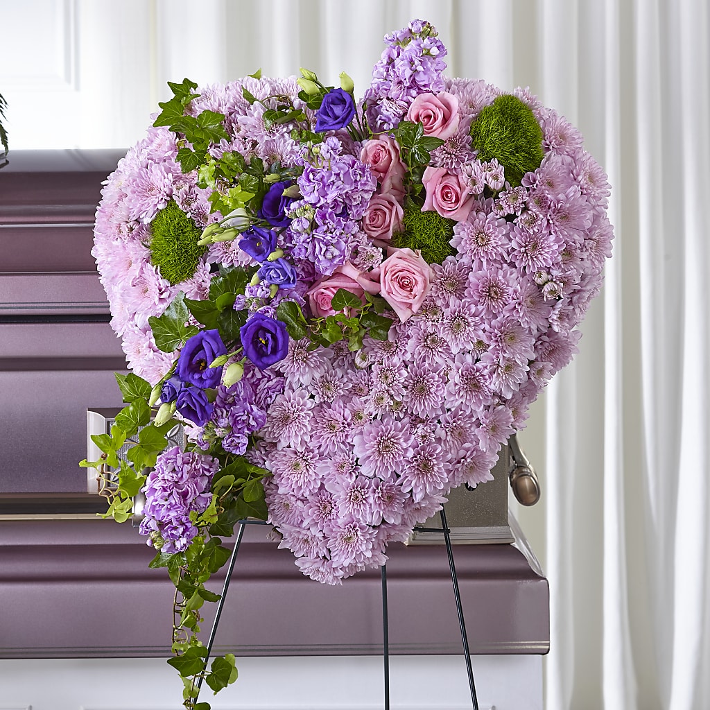 Treasured Love Standing Heart – Discountflowershop.com, Tontitown AR
