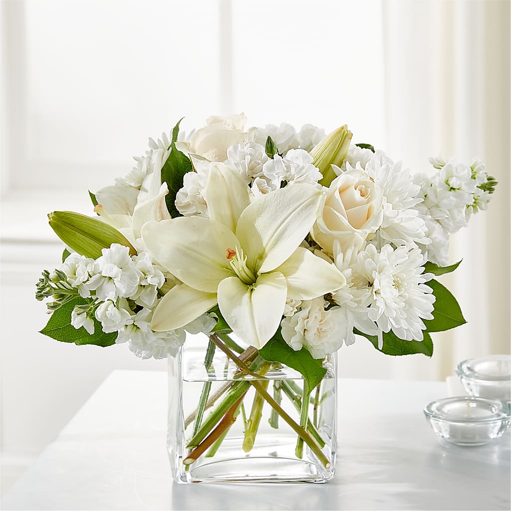 Gentle Breeze Bouquet – Discountflowershop.com, Tontitown AR