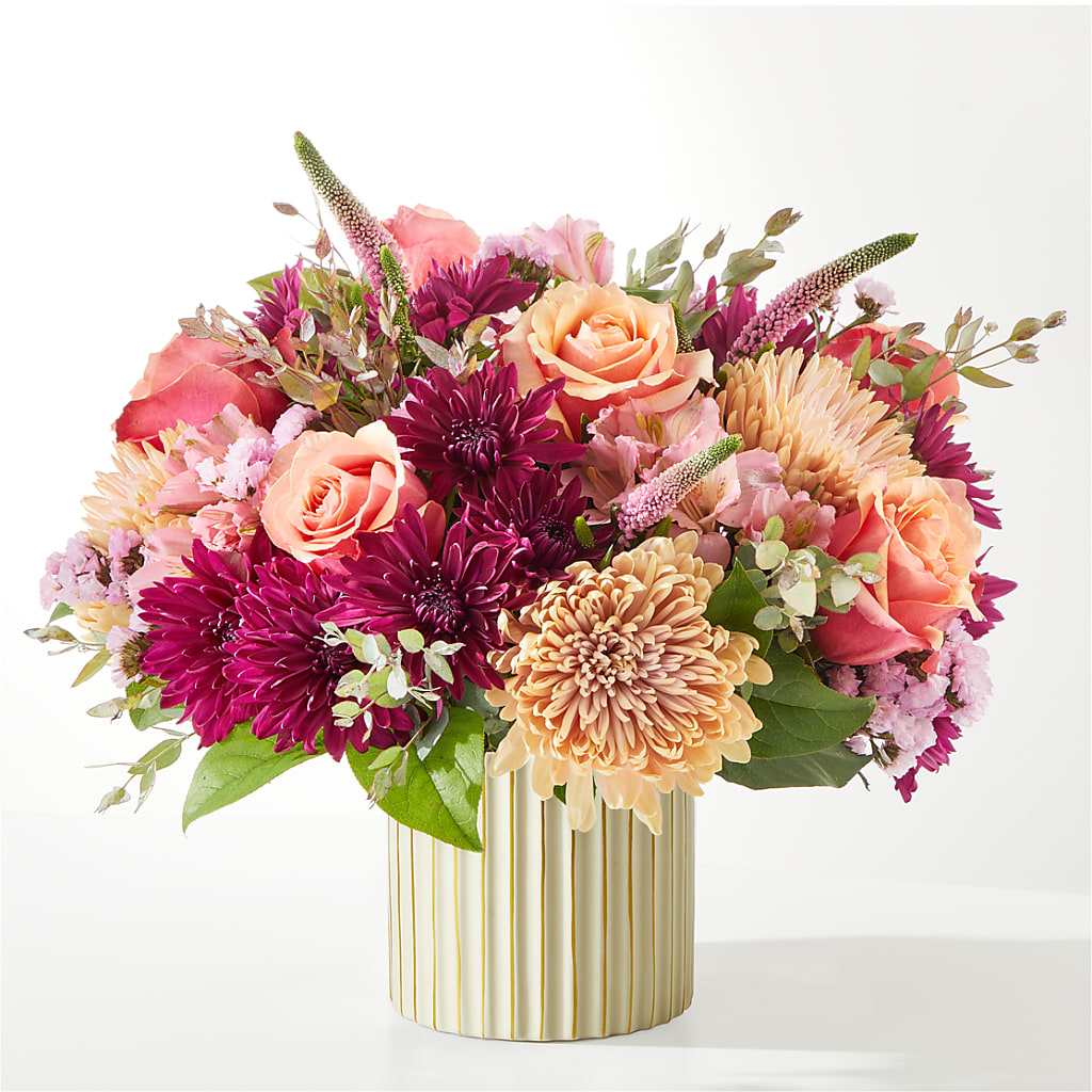 Berry Cobbler Bouquet with Ivory Vase – Discountflowershop.com, Tontitown AR