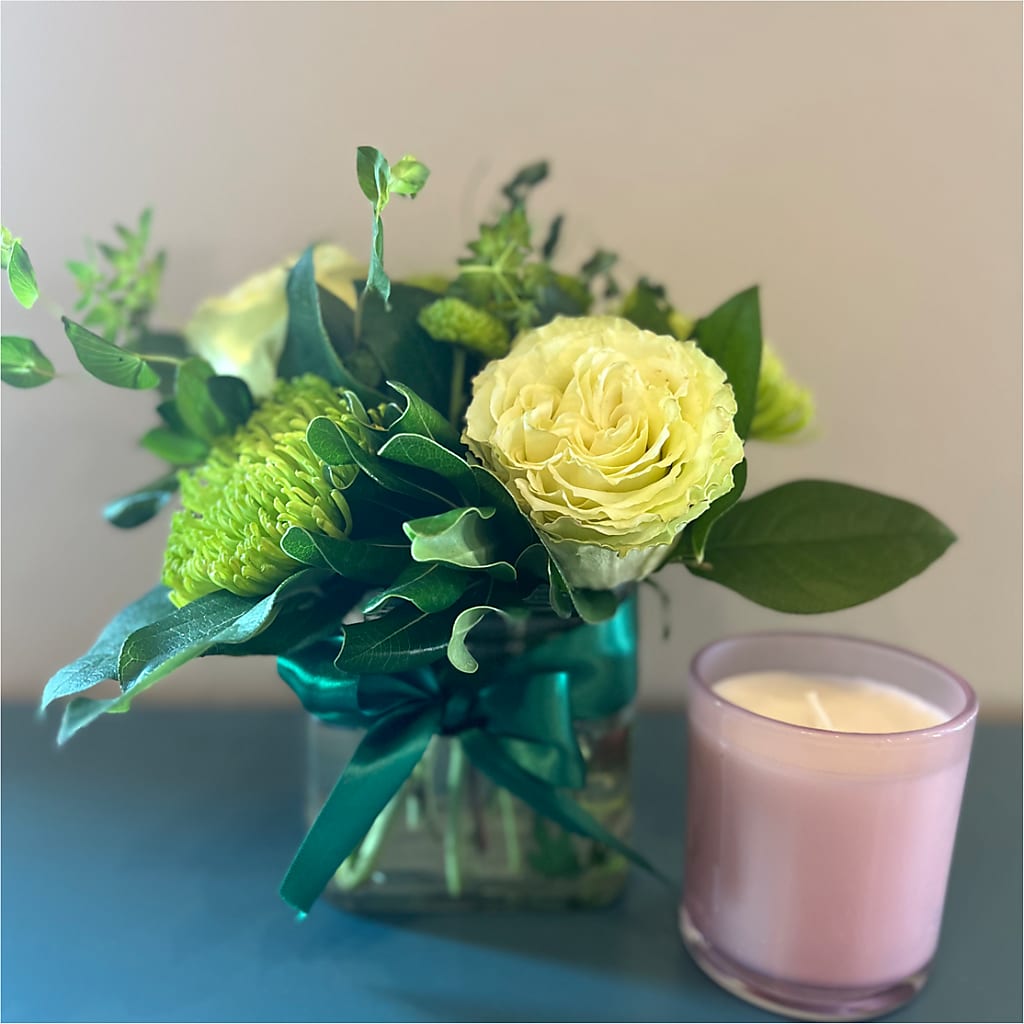 Emerald Forest Bouquet –  Discountflowershop.com, Tontitown AR