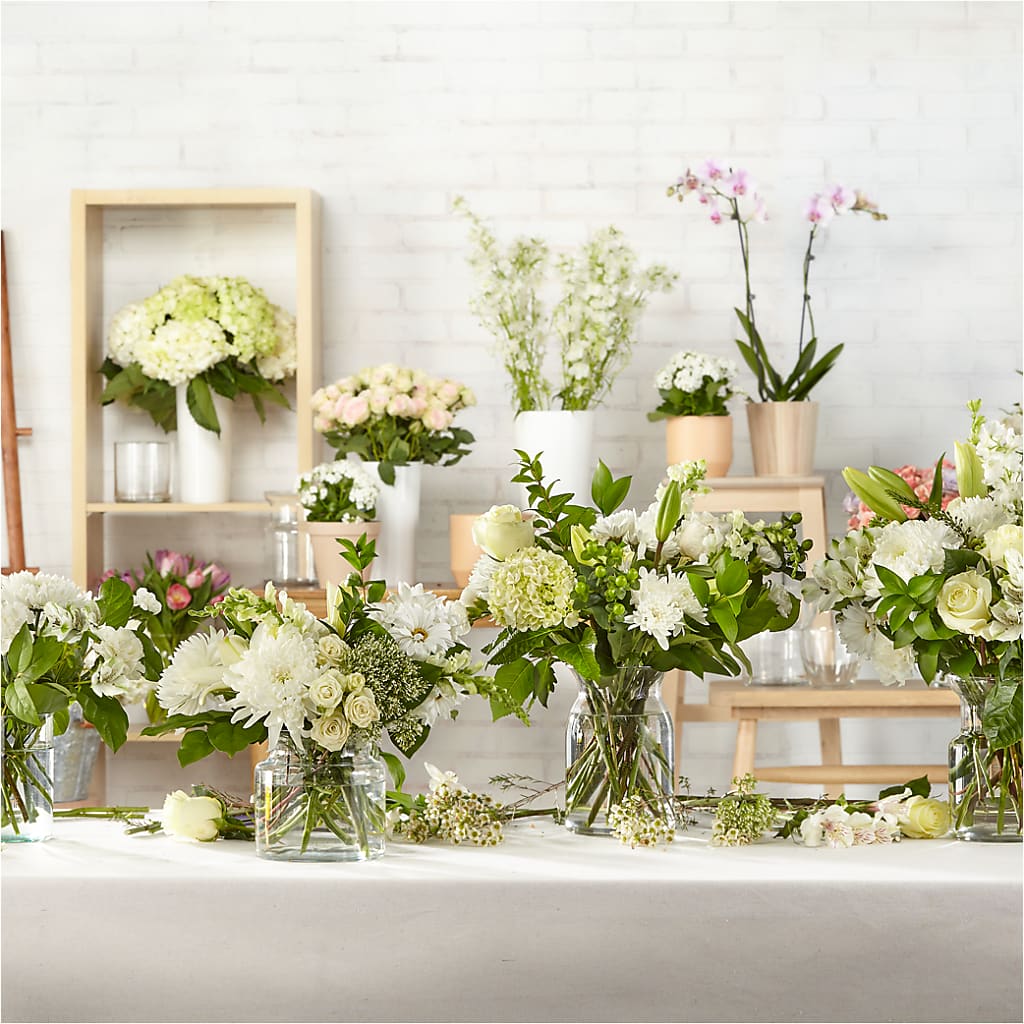Classic Ivory – A Florist Original –  Discountflowershop.com, Tontitown AR