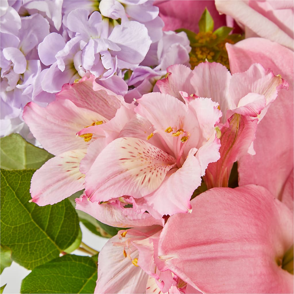 The Crown Jewel Bouquet –  Discountflowershop.com, Tontitown AR