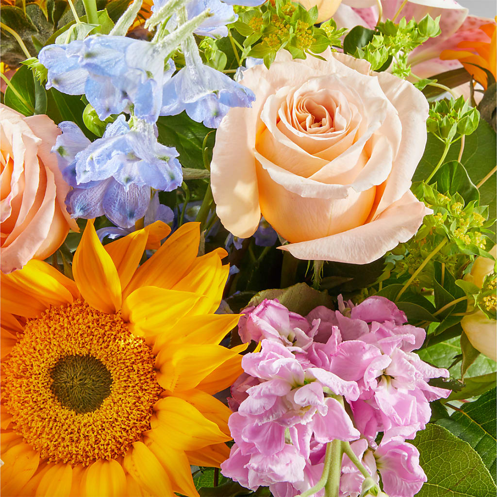 Dreamy Meadows Bouquet –  Discountflowershop.com, Tontitown AR