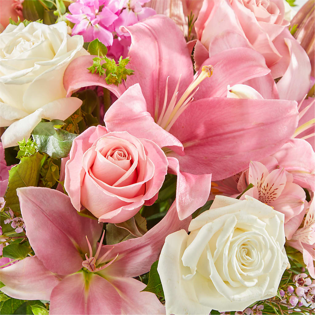 Ethereal Beauty Bouquet –  Discountflowershop.com, Tontitown AR