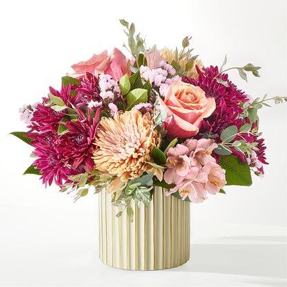 Berry Cobbler Bouquet with Ivory Vase –  Discountflowershop.com, Tontitown AR