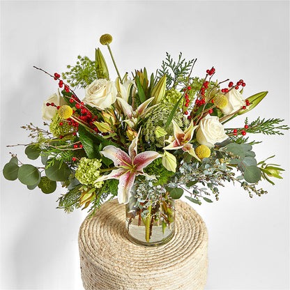 Berry & Bright Bouquet –  Discountflowershop.com, Tontitown AR