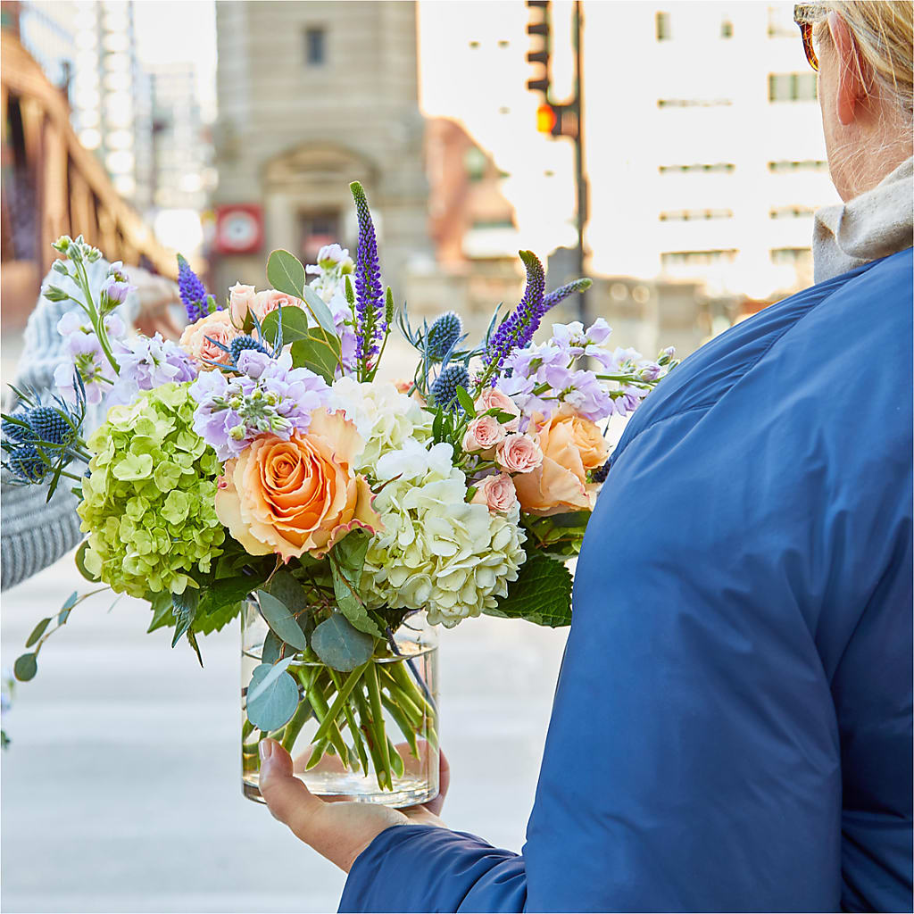 Porch Swing Bouquet –  Discountflowershop.com, Tontitown AR