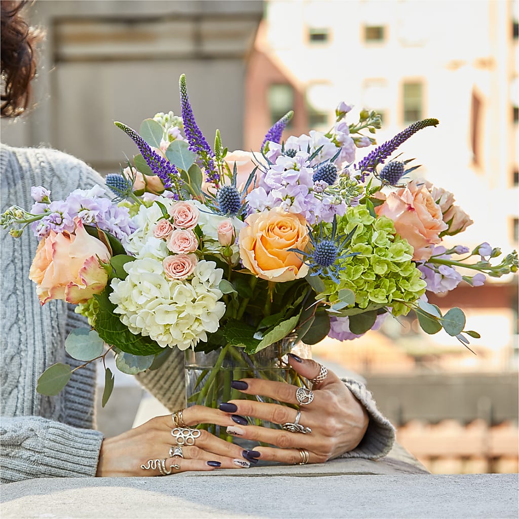 Porch Swing Bouquet –  Discountflowershop.com, Tontitown AR
