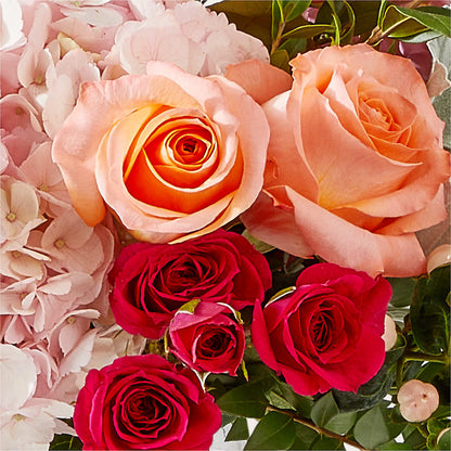 Glitz & Glam Bouquet –  Discountflowershop.com, Tontitown AR