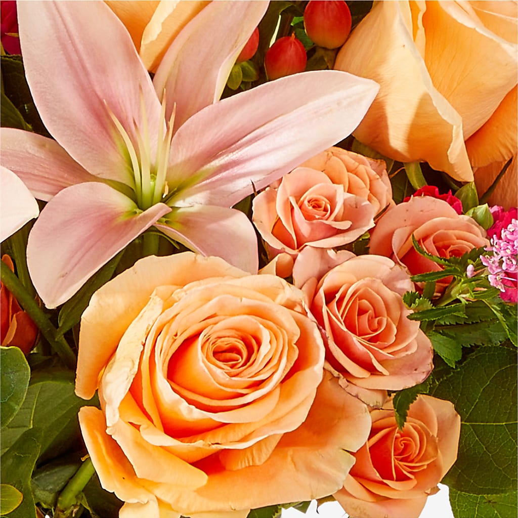 Bisous Bouquet –  Discountflowershop.com, Tontitown AR